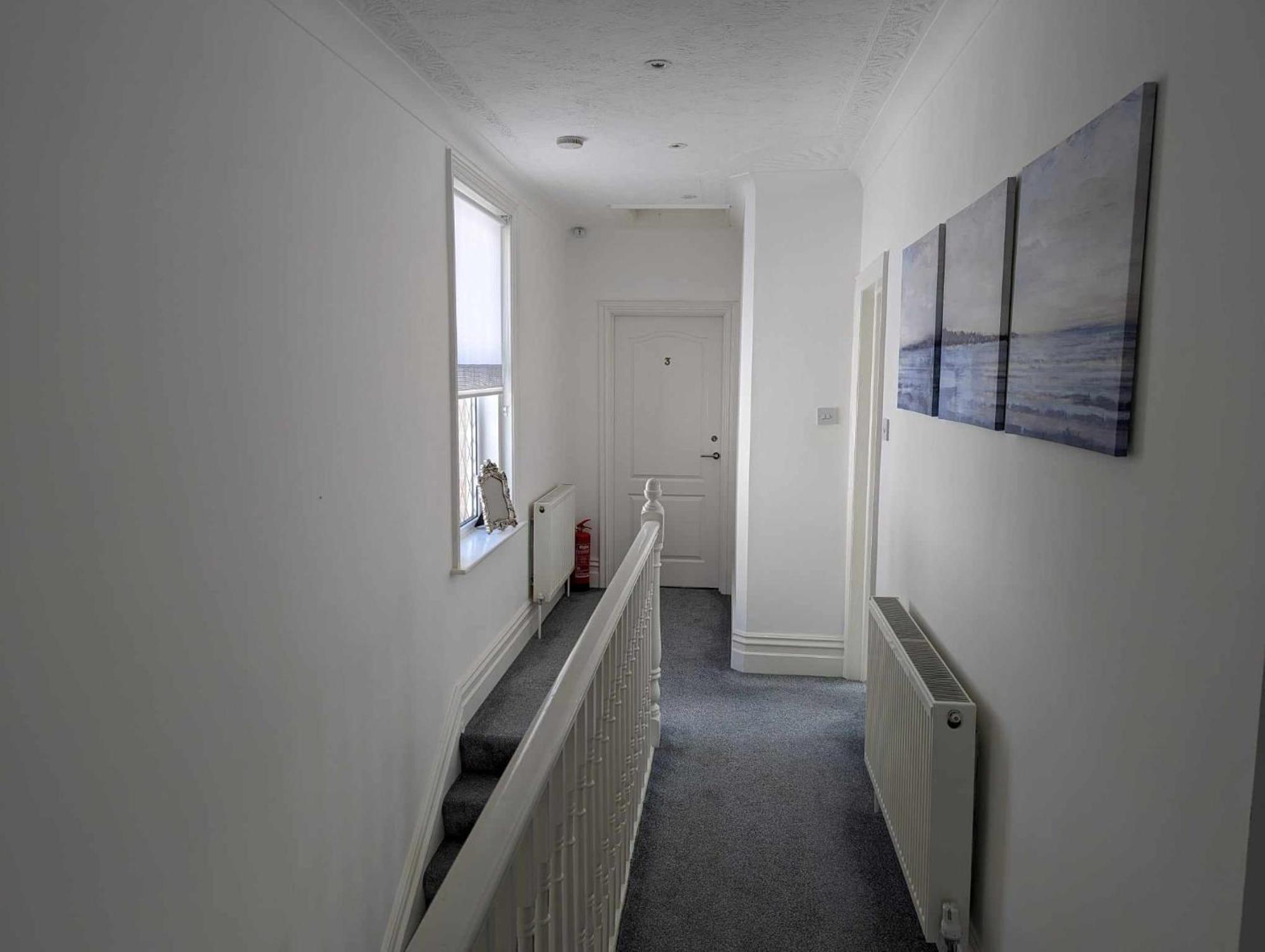 Cosy Bee And Apartment บอร์นมัธ ภายนอก รูปภาพ