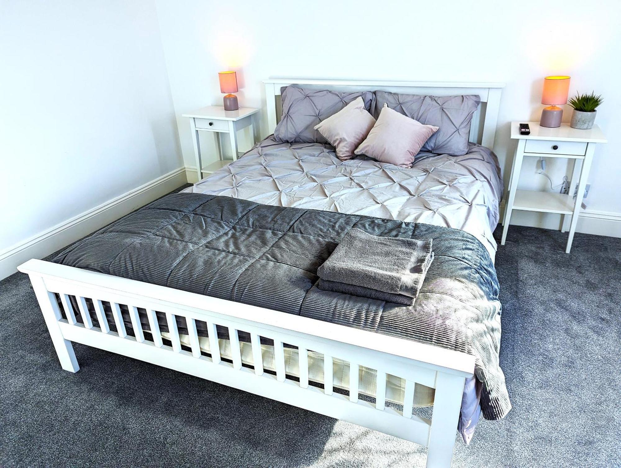Cosy Bee And Apartment บอร์นมัธ ภายนอก รูปภาพ