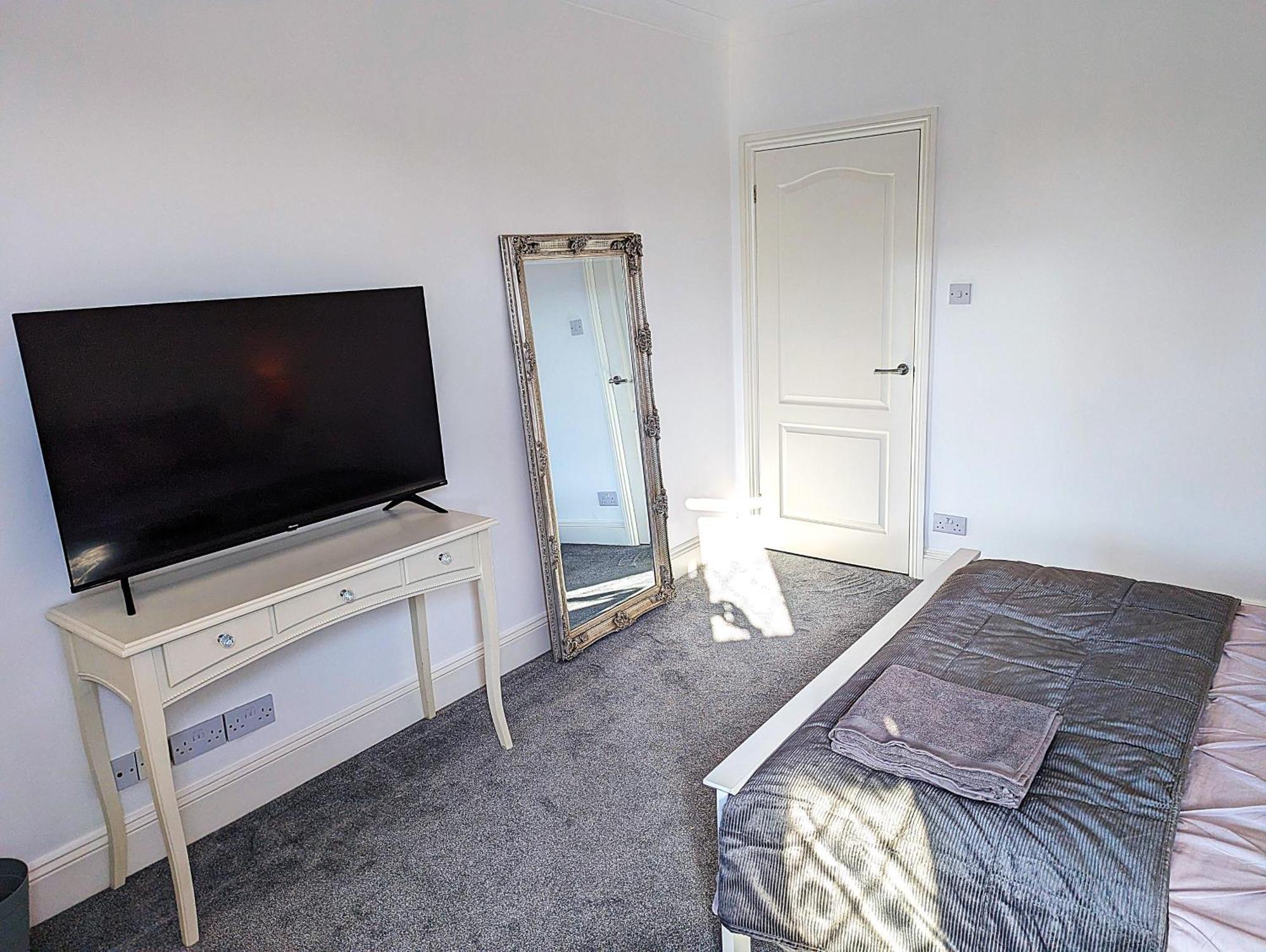 Cosy Bee And Apartment บอร์นมัธ ภายนอก รูปภาพ