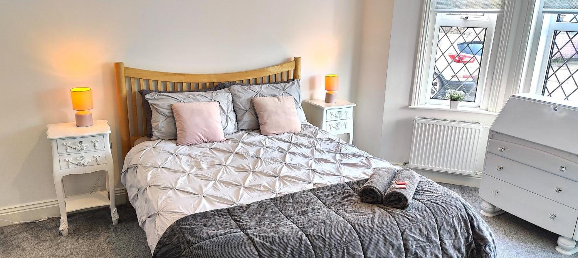 Cosy Bee And Apartment บอร์นมัธ ภายนอก รูปภาพ