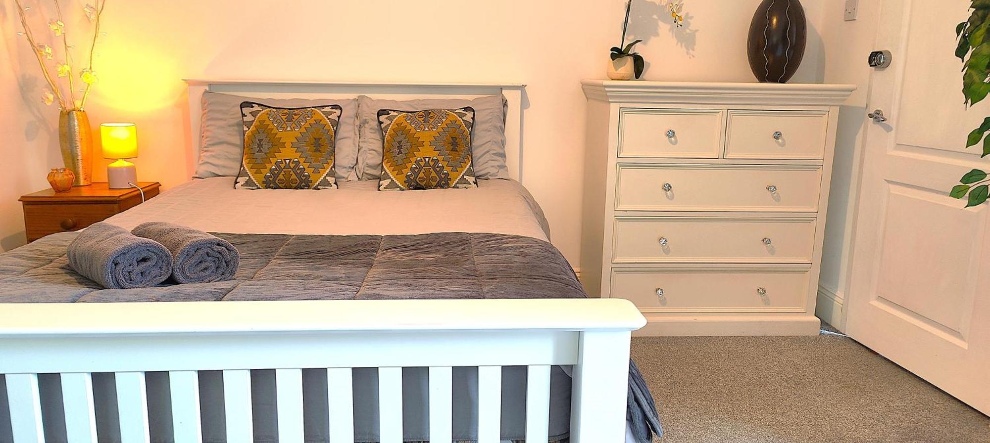 Cosy Bee And Apartment บอร์นมัธ ภายนอก รูปภาพ