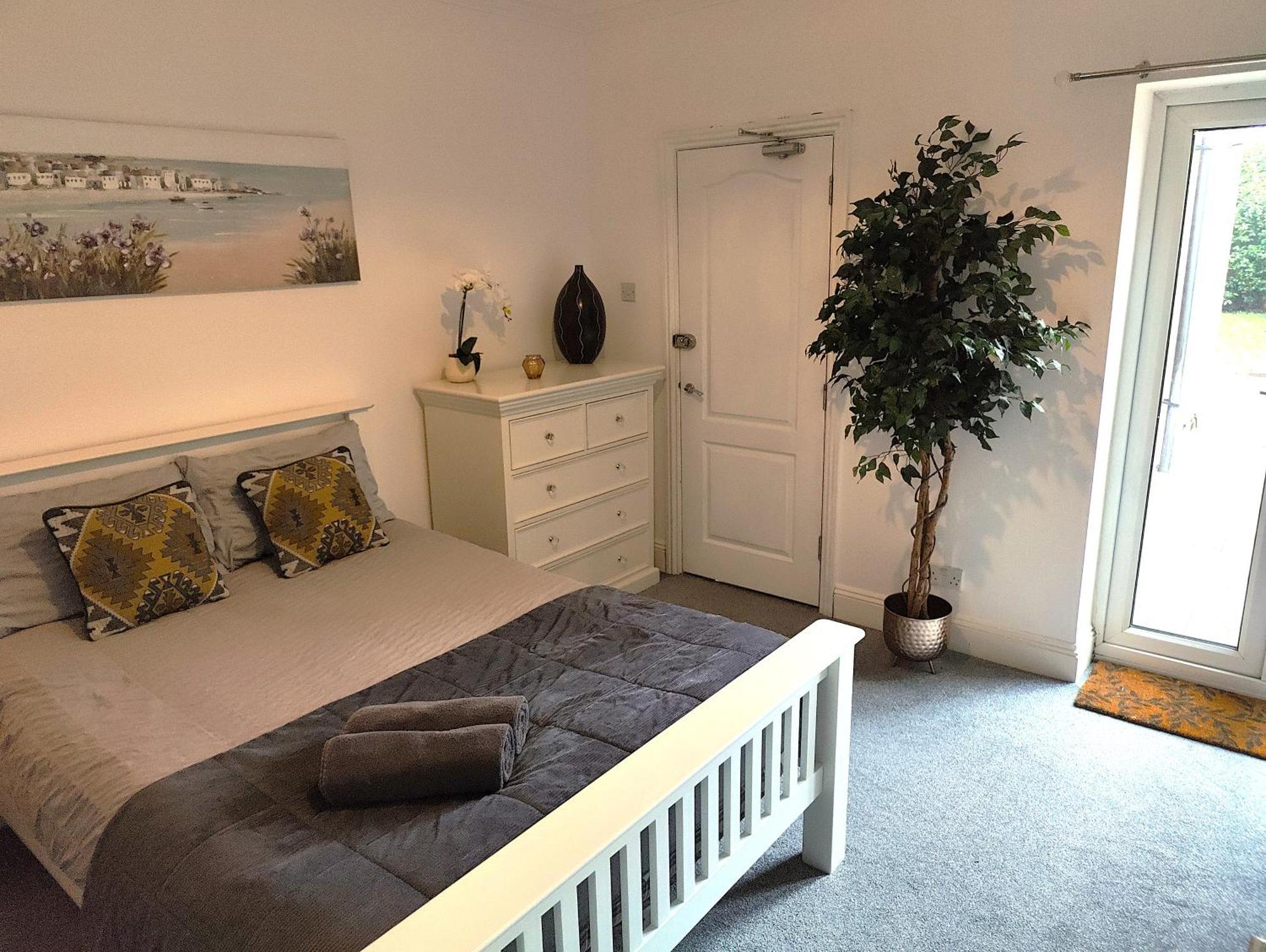 Cosy Bee And Apartment บอร์นมัธ ภายนอก รูปภาพ