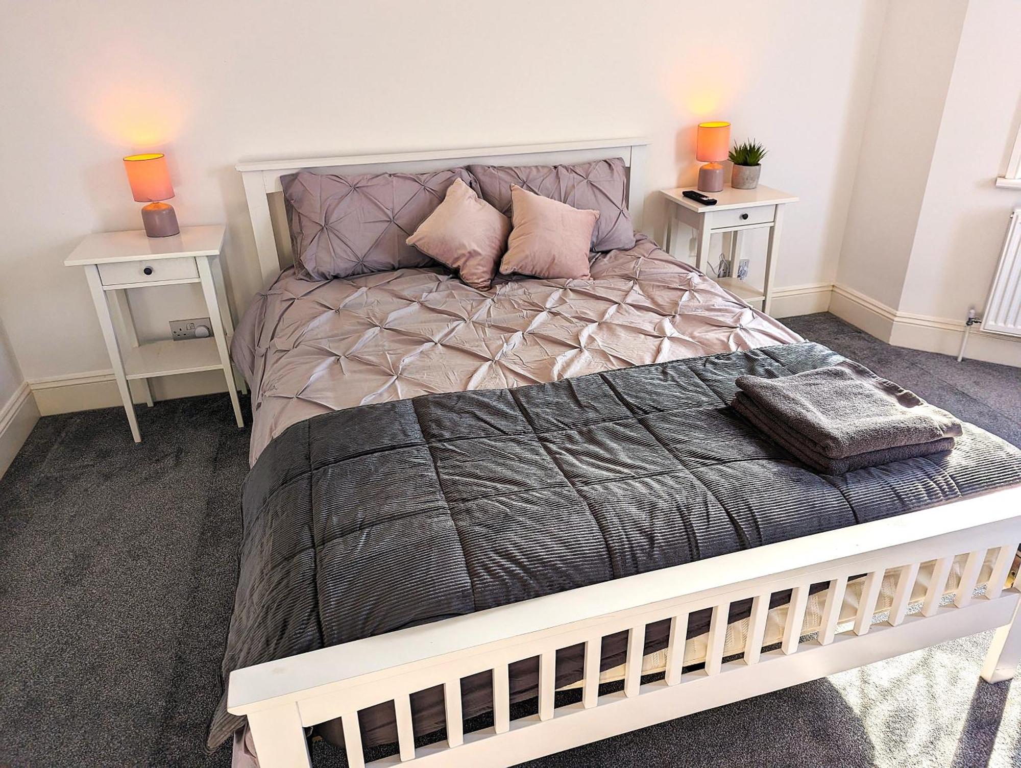 Cosy Bee And Apartment บอร์นมัธ ภายนอก รูปภาพ